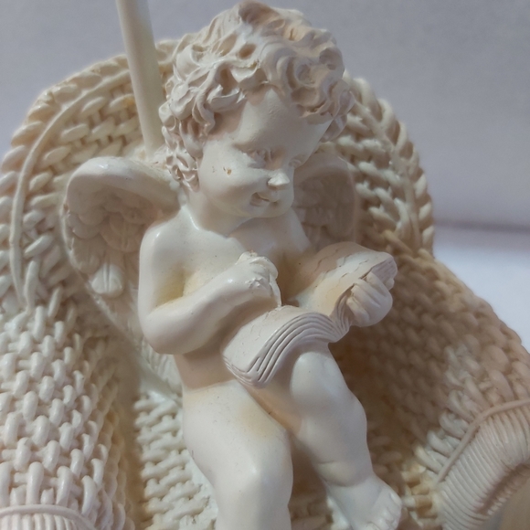 Cherub Resin Wicker Chair Tealight Holder/Lamps - Picture 7 of 15